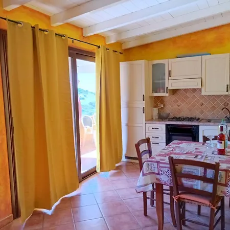 Σπίτι διακοπών House With Sea View Sardinia